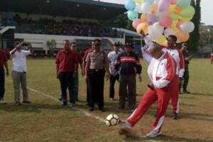 Pembukaan Turnamen sepakbola Bupati Cup ke-II 